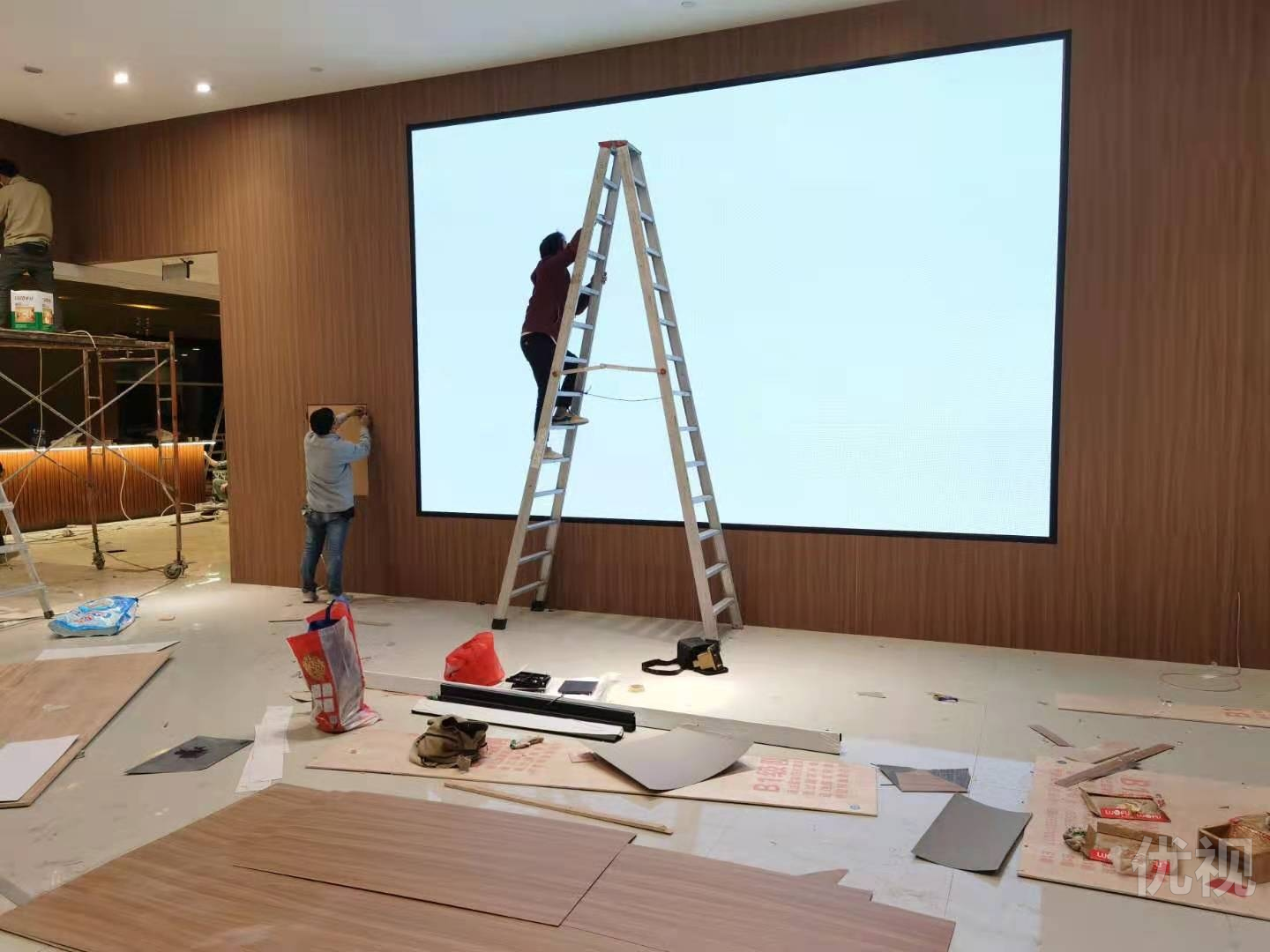 杭州城市建设公司室内LED显示屏安装